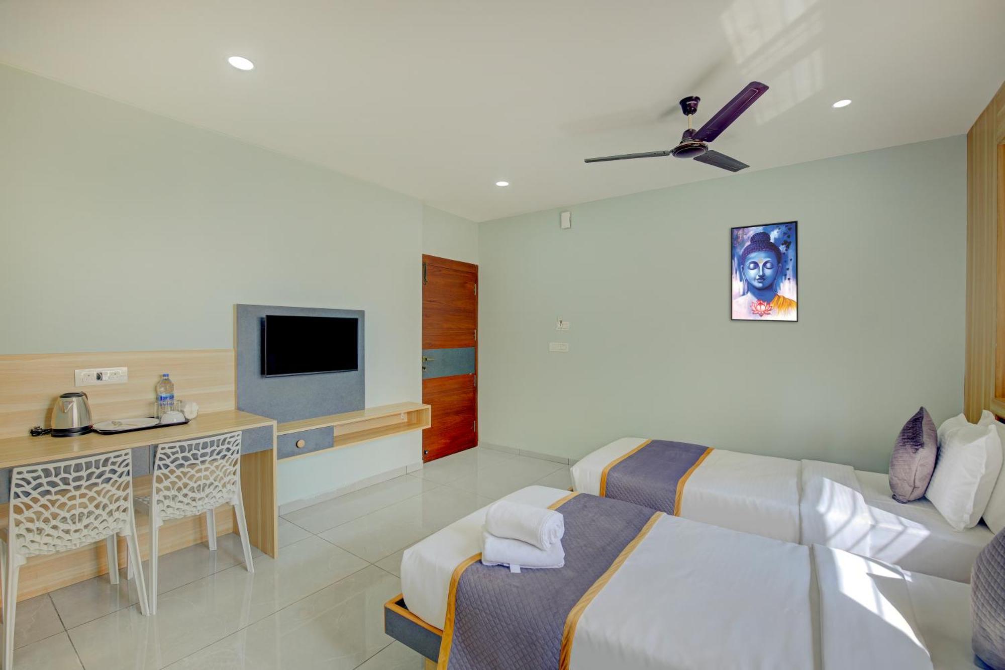 העיר בנגלור Hotel Park Lane Yelahanka מראה חיצוני תמונה