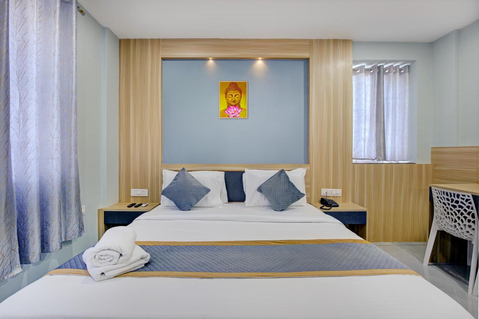 העיר בנגלור Hotel Park Lane Yelahanka מראה חיצוני תמונה