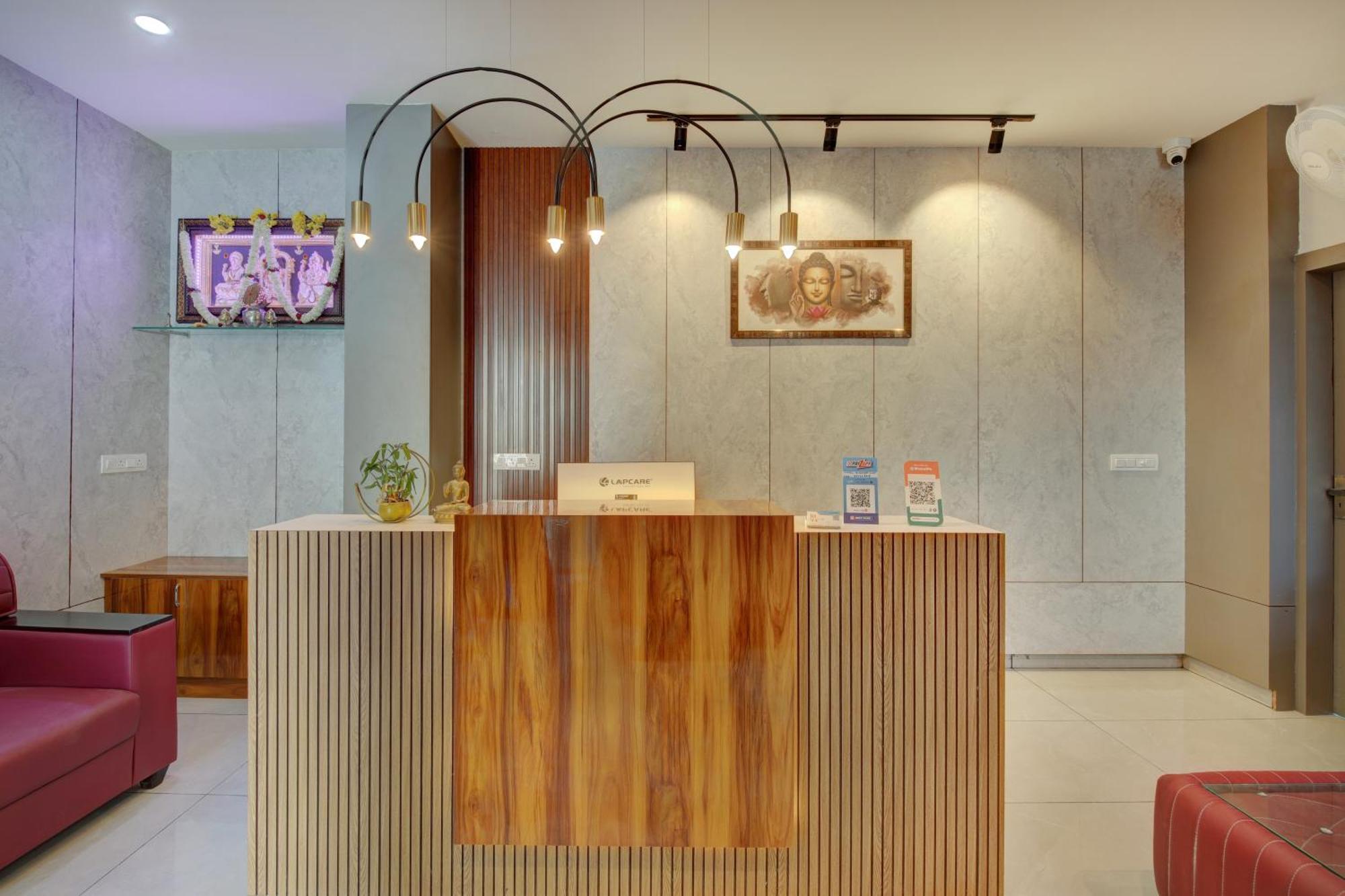 העיר בנגלור Hotel Park Lane Yelahanka מראה חיצוני תמונה