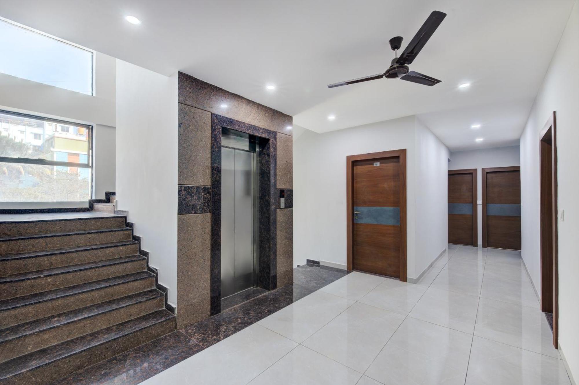 העיר בנגלור Hotel Park Lane Yelahanka מראה חיצוני תמונה